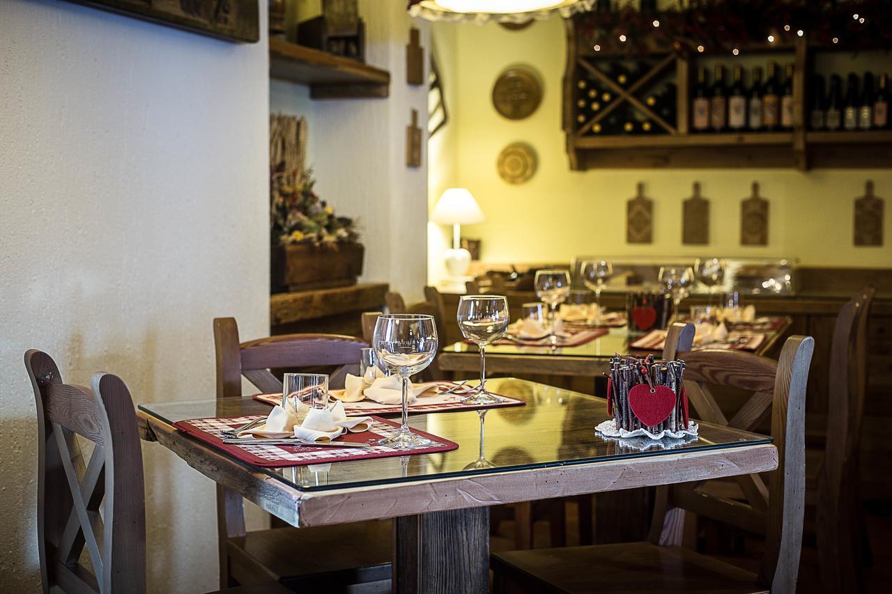 Le Thovex Bed and Breakfast La Thuile Buitenkant foto