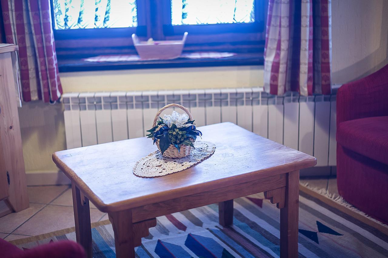 Le Thovex Bed and Breakfast La Thuile Buitenkant foto
